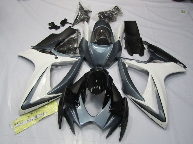 Aftermarket 2006-2007 Grey and White Suzuki GSXR 600-750 Motorcycle Fairing Aftermarket 2006-2007 Grey and White Suzuki GSXR 600-750 Motorcycle Fairing