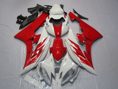 Aftermarket 2006-2007 Red and White Style Yamaha R6 Motorcycle Fairing