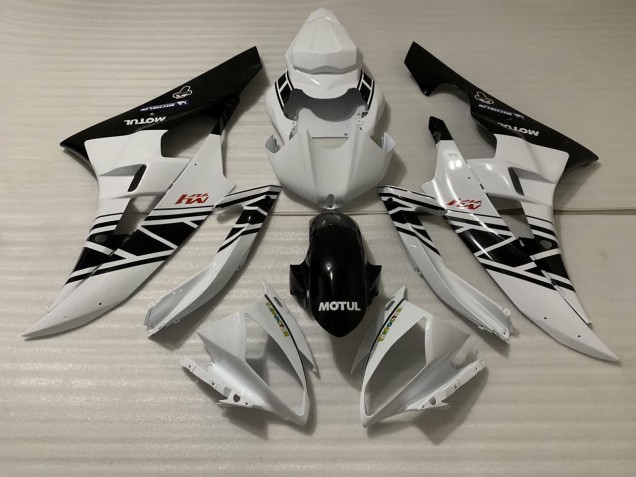 Aftermarket 2006-2007 White Black Design Yamaha R6 Motorcycle Fairing Aftermarket 2006-2007 White Black Design Yamaha R6 Motorcycle Fairing