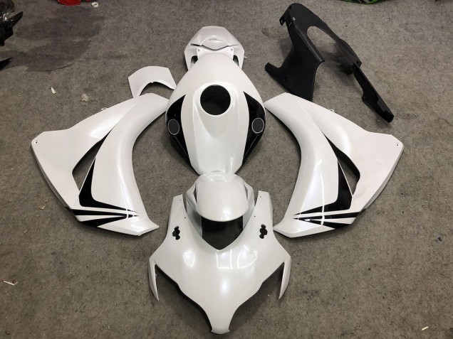 Aftermarket 2008-2011 White and Black Style Honda CBR1000RR Motorcycle Fairing Aftermarket 2008-2011 White and Black Style Honda CBR1000RR Motorcycle Fairing
